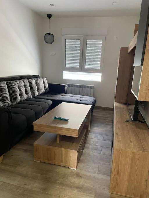 Adoracte 4 Mieres Apartamentos エクステリア 写真