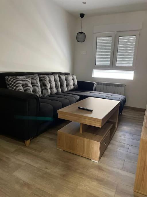 Adoracte 4 Mieres Apartamentos エクステリア 写真